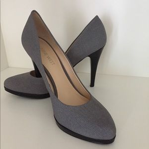 Nine West - Platform Pump